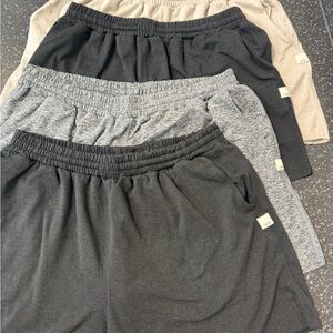 Vuori Women’s Boyfriend Short set of 4